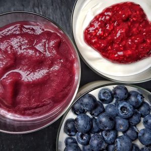 Fruchtjoghurt ohne Zucker - 3 schnelle und einfache Frühstücksideen