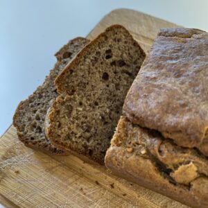 zuckerfreies Bananenbrot aus Sauerteigresten
