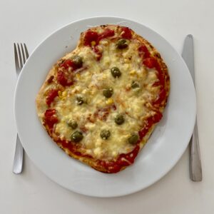 Kleine Pizza ohne Zucker selber backen